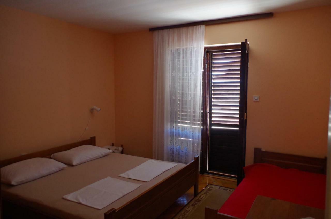 Apartment Lukovo - Puskaric Εξωτερικό φωτογραφία